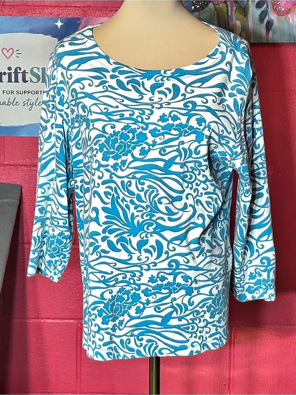d&Co Blue & White Floral Long Sleeve Top